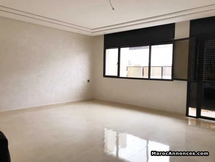 à vendre appartement au quartier 2 mars casa - الدار البيضاء (2)