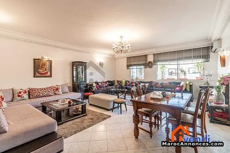 Appartement rénové 3 ch 163m2 à vendre – 2 mars - الدار البيضاء