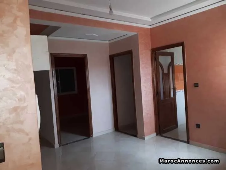 Appartement au 2 ème étage dans r + 2 - الجديدة (2)