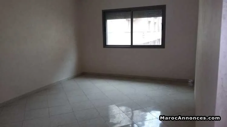 Appartement de 3 chambres au 1èr étage - الجديدة (2)