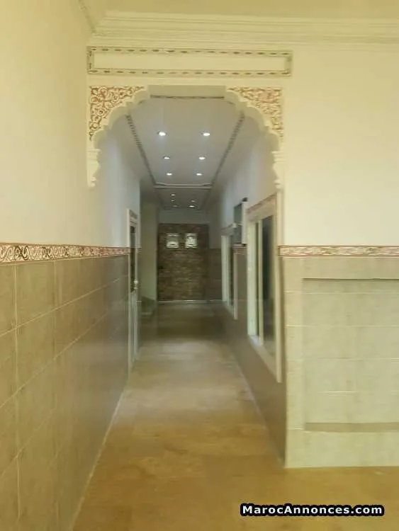 شقة مميزة الطابق الاول 3 غرف للبيع قرب مرجان - طنجة (2)
