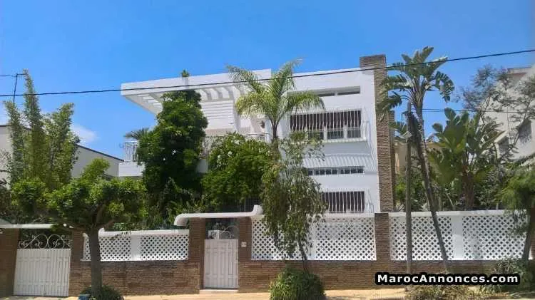 Villa á  vendre kénitra val fleury - القنيطرة