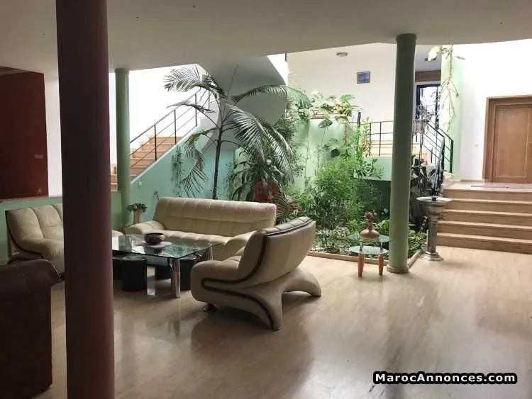 Villa de 2200 m² à tanger - طنجة
