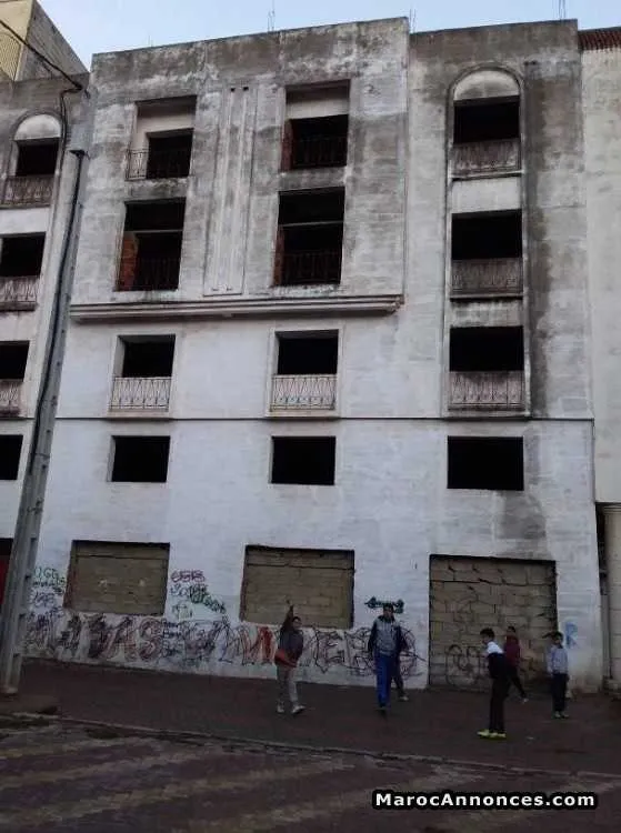 Immeuble bâti semi fini centre de settat - سطات (3)