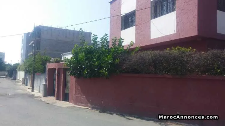 Villa zone immeuble ain sebaa - الدار البيضاء