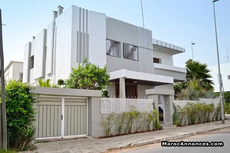 Villa de 410 m², oasis - الدار البيضاء