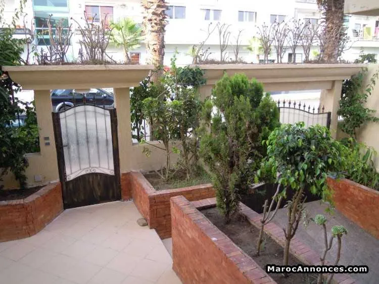 Villa de construction récente à vendre/ dar bouaza - الدار البيضاء (2)