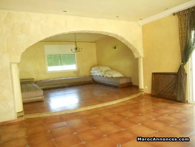 Villa à vendre à basatin lmanzeh route zaiir - الرباط (2)