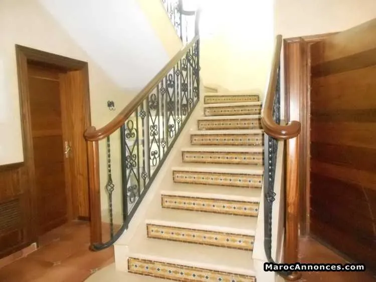 Villa à vendre à basatin lmanzeh route zaiir - الرباط (3)
