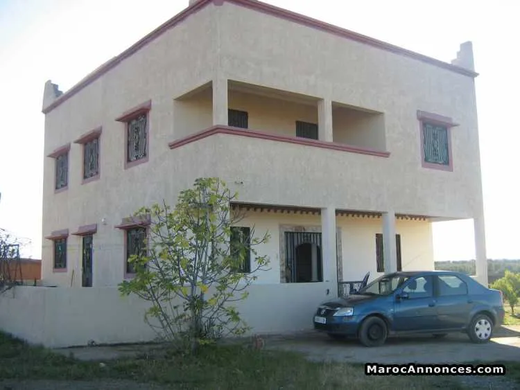 Villa  dans 1h300 m2 titre - مراكش