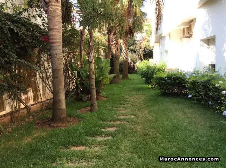 Duplexe 2 luxe meublé à vendre/louer à sidi bouzid - Autre ville / (3)