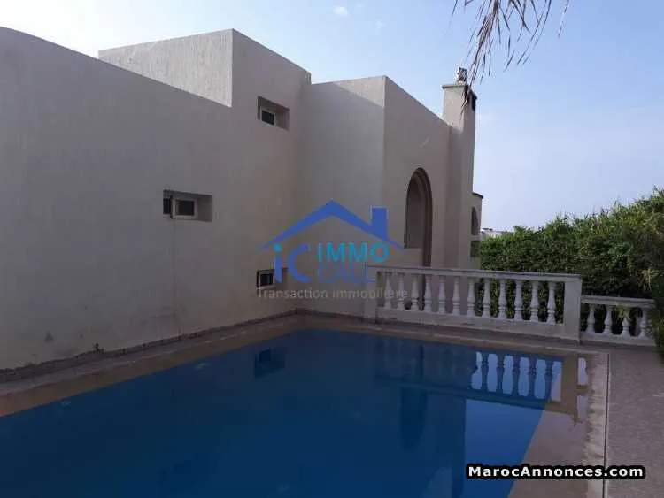 Villa de luxe situe à temara-harhoura de 600m². - تمارة