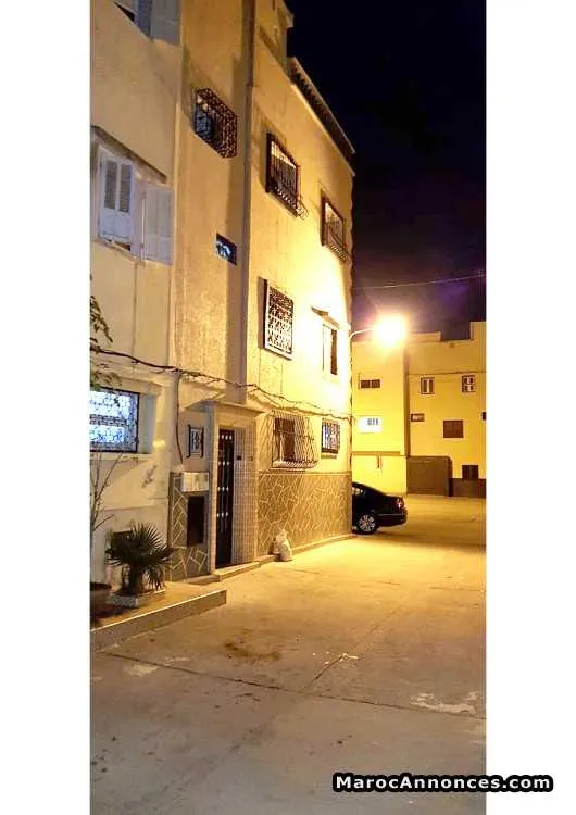 Maison r+2, de 84 m2 de 11 pièces - سلا (2)