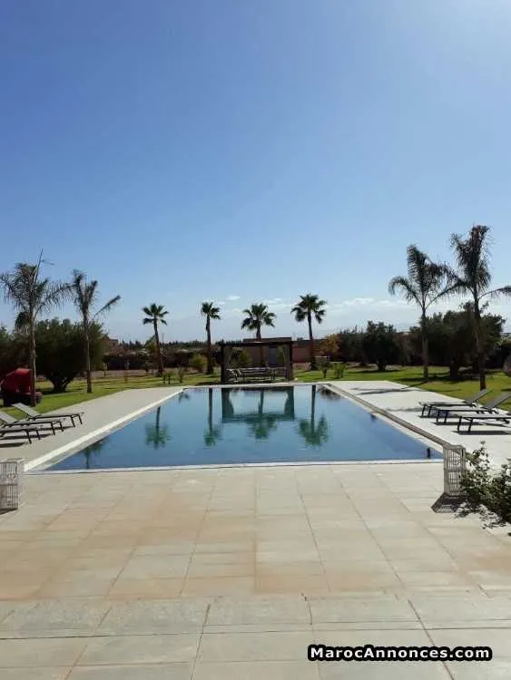 Villa contemporaine à tamesloht - مراكش