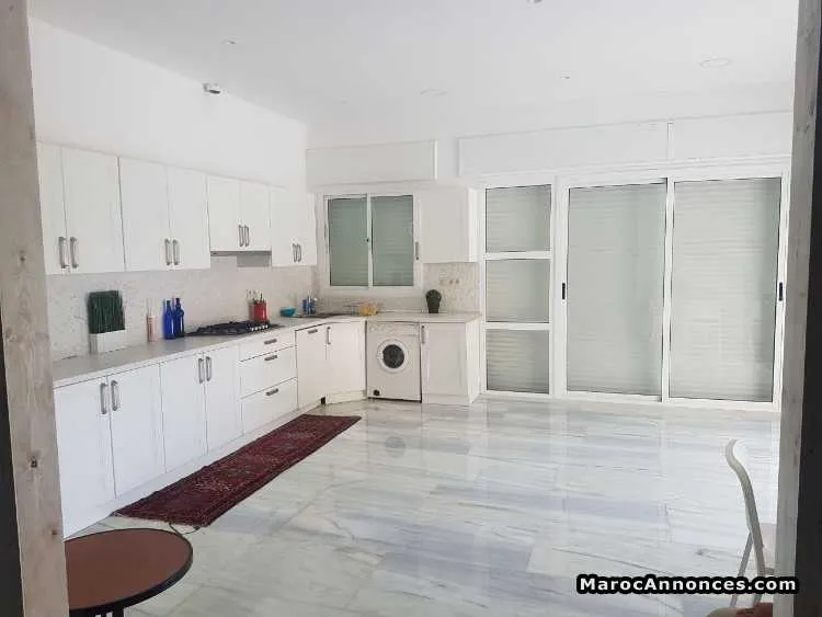 فيلا فاخرة مفروشة تطل على البحر للبيع في اشقار - طنجة (3)