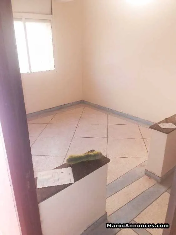 Maison avec garage à vendre 80m2 dar bouazza - Autre ville / (3)