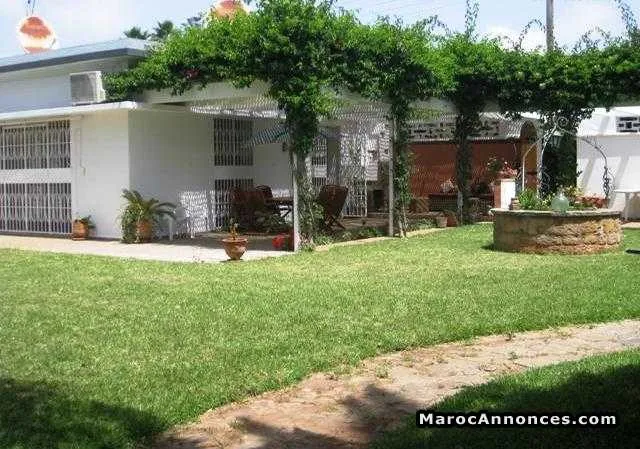 Villa de luxe de 1272 m² à oasis - الدار البيضاء