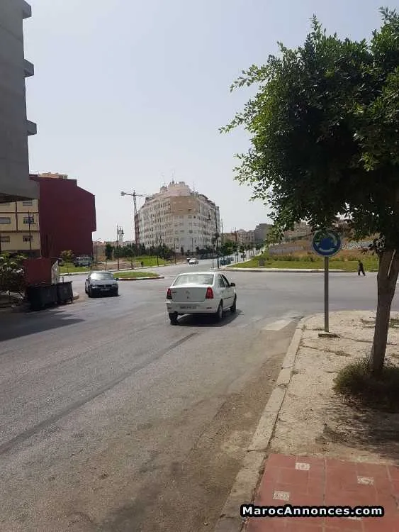 منزل 100 متر 3 طوابق مع كراج  على طريق 30 في برانص - طنجة (3)
