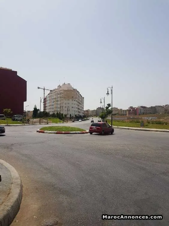 منزل 100 متر 3 طوابق مع كراج  على طريق 30 في برانص - طنجة (2)