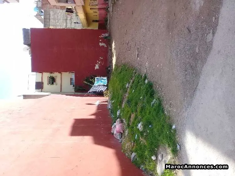 قطعة أرضية للبيع حدا مدرسة مولاي عبد الرحمان - طنجة (3)