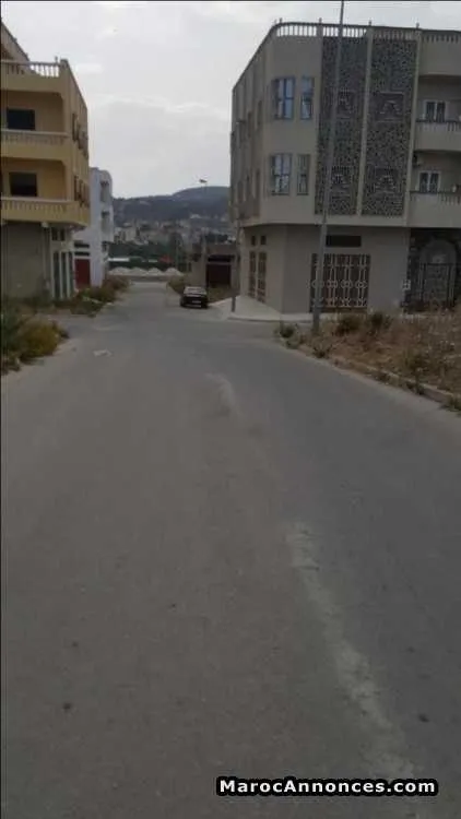 Terrain constructible de 225m colina à gzennaya - طنجة