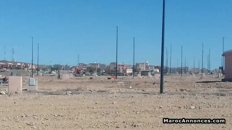 بقعة سكنية مجهزة - مراكش (2)
