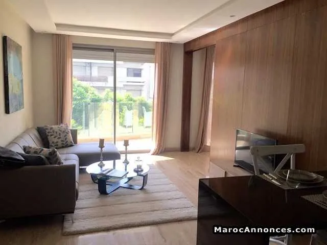 Très beau studio meublé de 50 m² racine - الدار البيضاء