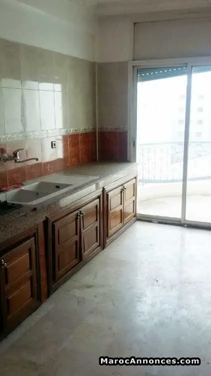 Bel appartement 103 m² à louer, val fleuri, casa - الدار البيضاء (2)