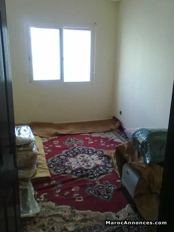 Appartement semi meublé a deroua a louer - الدار البيضاء (2)