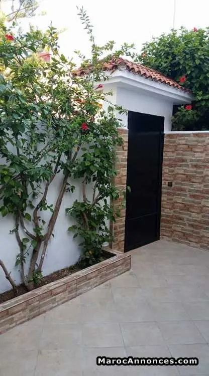 Location d'un rez de jardin à inara 1 - المحمدية