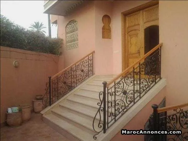 Location etage villa   meublé  route de casa - مراكش