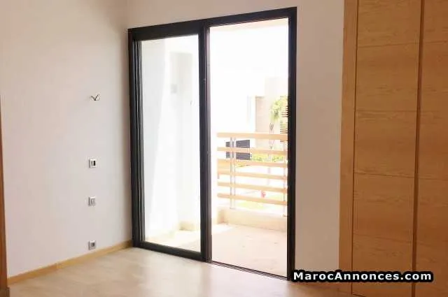 Villa a louer cgi ville verte bouskoura - الدار البيضاء (3)