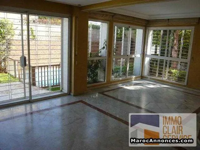 Location villa avec piscine quartier mandarona - الدار البيضاء (3)
