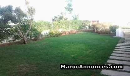 Villa à louer de 337 m² à bouskoura - الدار البيضاء (2)