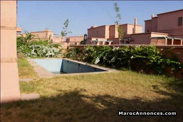 Villa 3ch vide dans le golf d'amelkis - مراكش (2)