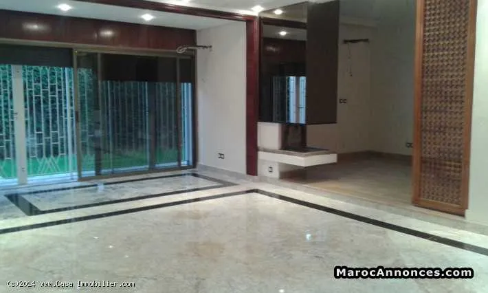 Location d'une villa 400 m cil - الدار البيضاء