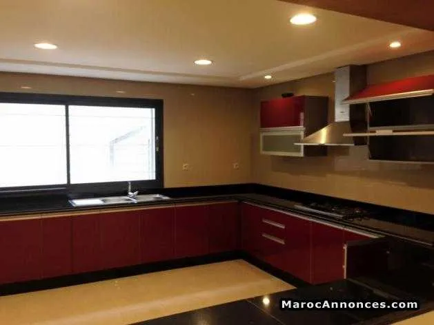 Villa a louer a casablanca - الدار البيضاء (2)
