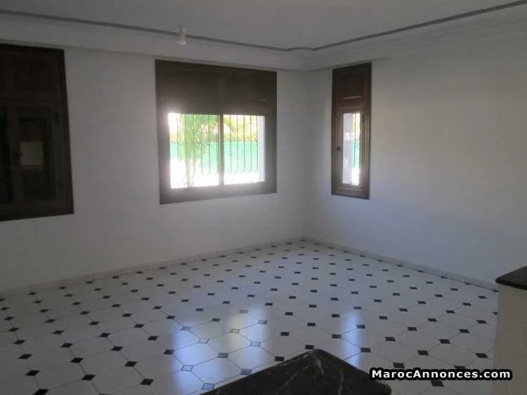 Villa en location à hay riad - الرباط (3)