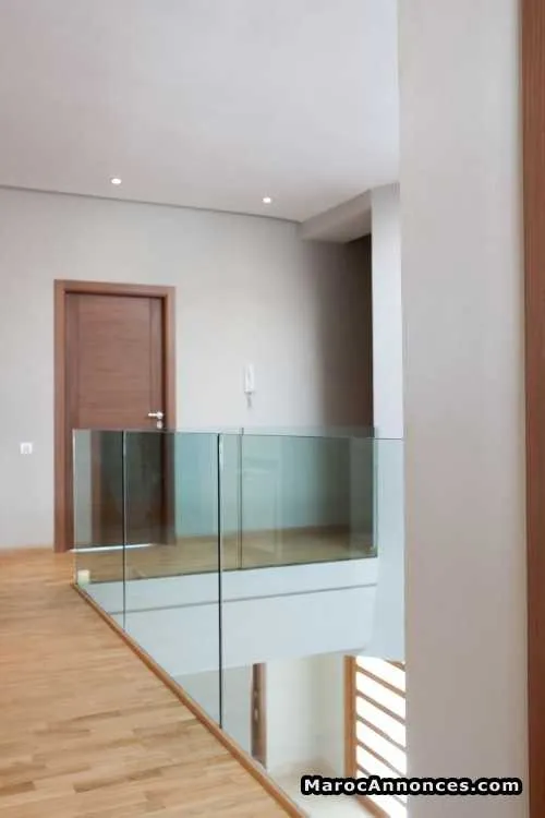 Villa de 700 m² à ain diab. - الدار البيضاء (3)