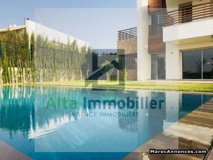 Villa de 700 m2 cgi bouskoura - الدار البيضاء