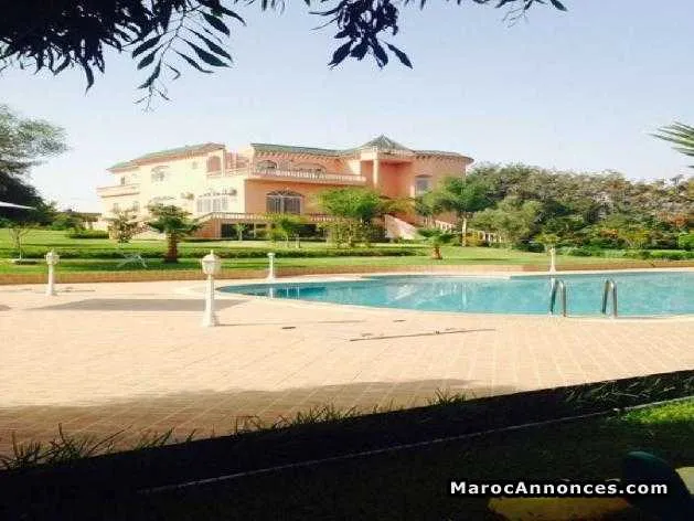 Réf:vl332.villa a louer à bouskoura 5062m2 - الدار البيضاء (3)