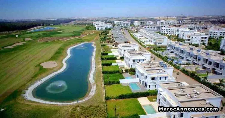 Villa de 600 m² à bouzkoura. - الدار البيضاء