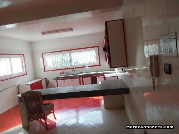 Villa en location à souissi - الرباط (3)