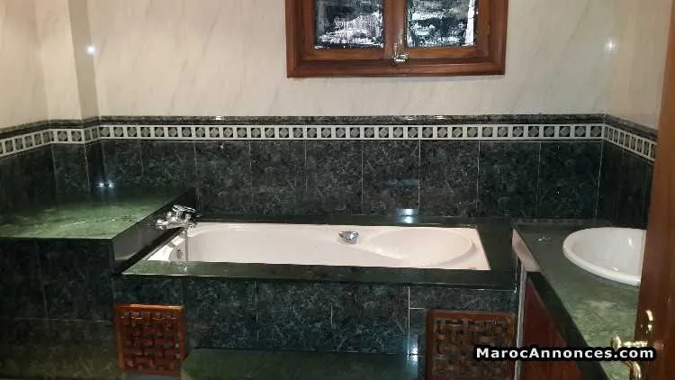 Location  villa - الدار البيضاء (3)