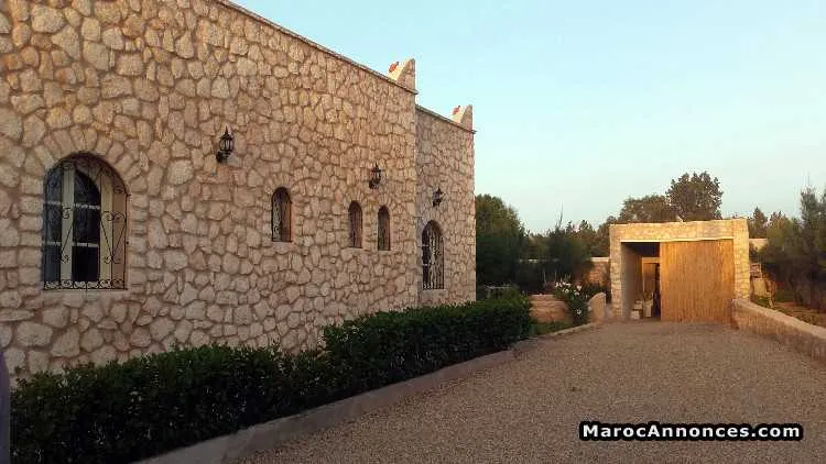 Villa avec piscine meublé - الصويرة (3)