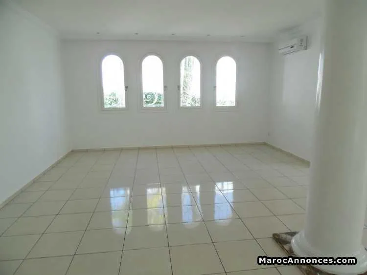 Villa en location à hay riad 600m² - الرباط (3)