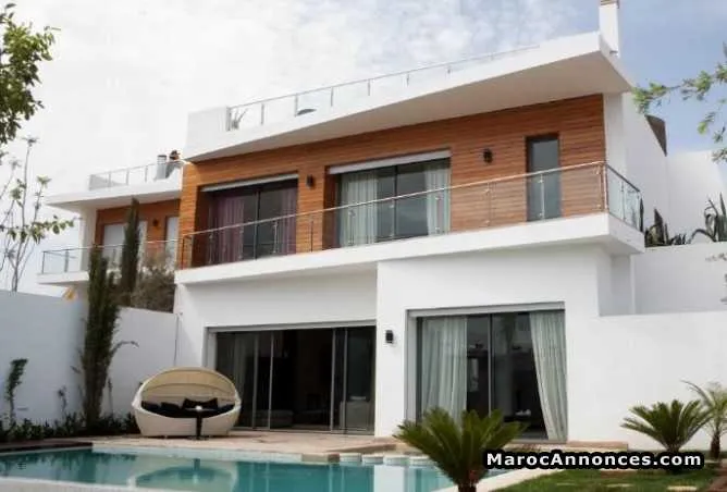 Villa de 700 m² à ain diab - الدار البيضاء