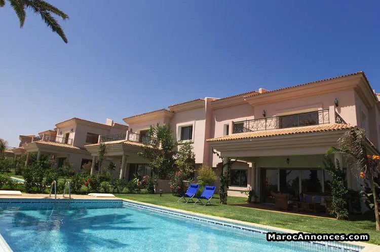 Villa de 700 m² à bouznika - الدار البيضاء