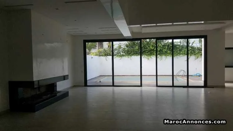 Location villa avec piscine ain diab - الدار البيضاء (2)