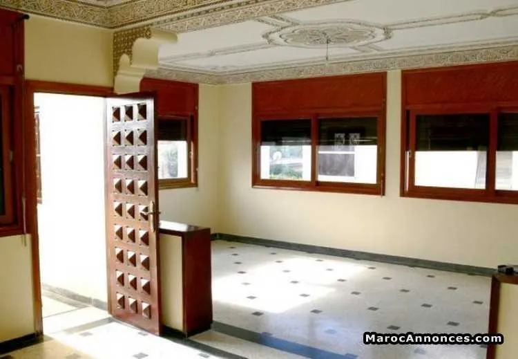 Etage de villa en location à val d'anfa - الدار البيضاء